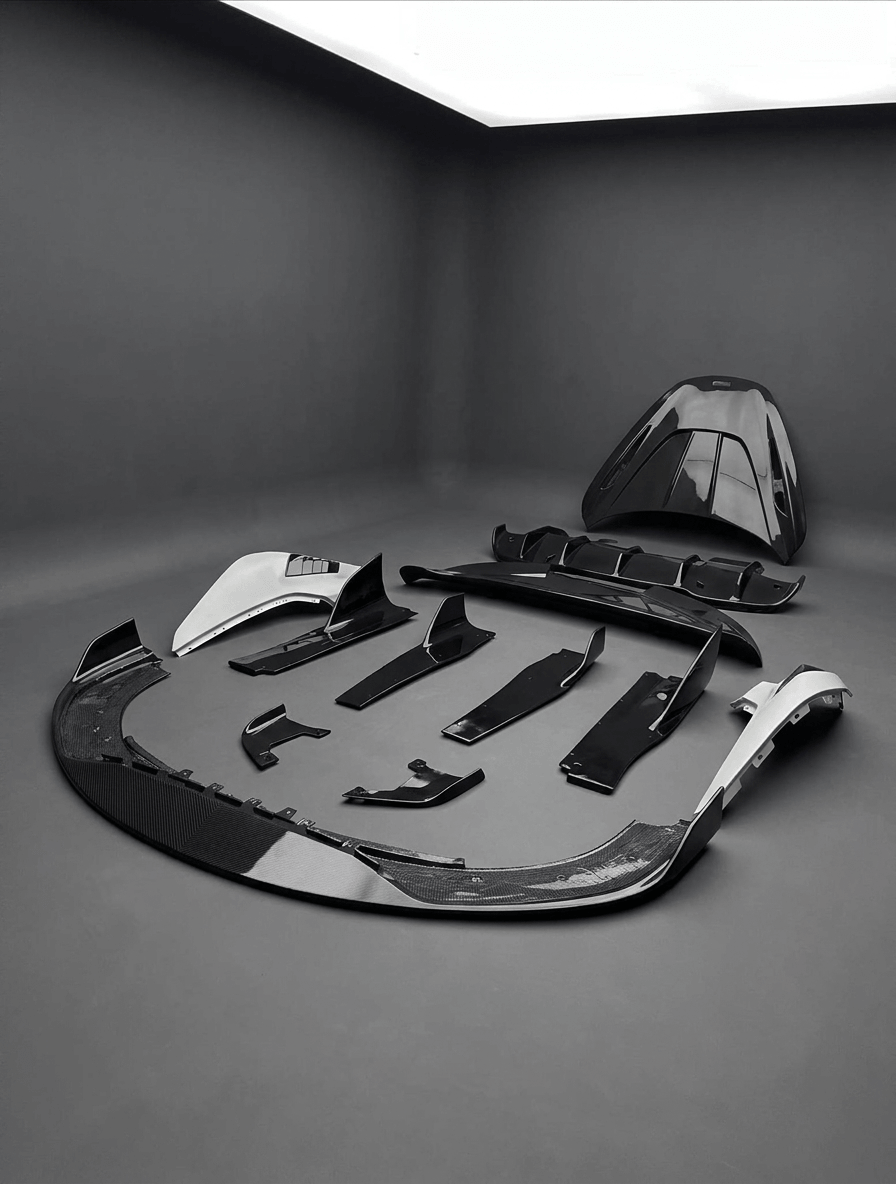 McLaren 750S dry carbon parts collection