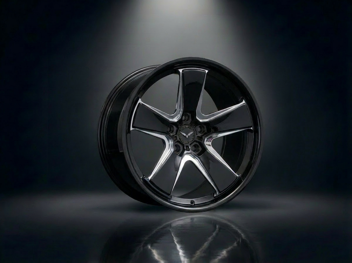 MONERO 10NE - III forged wheel — Gloss Black / Machined Spokes finish
