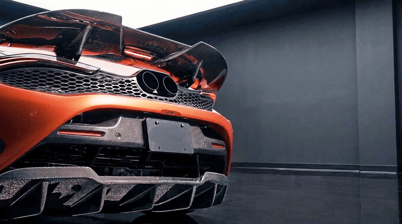 McLaren 750S with dry carbon rear diffuser installed