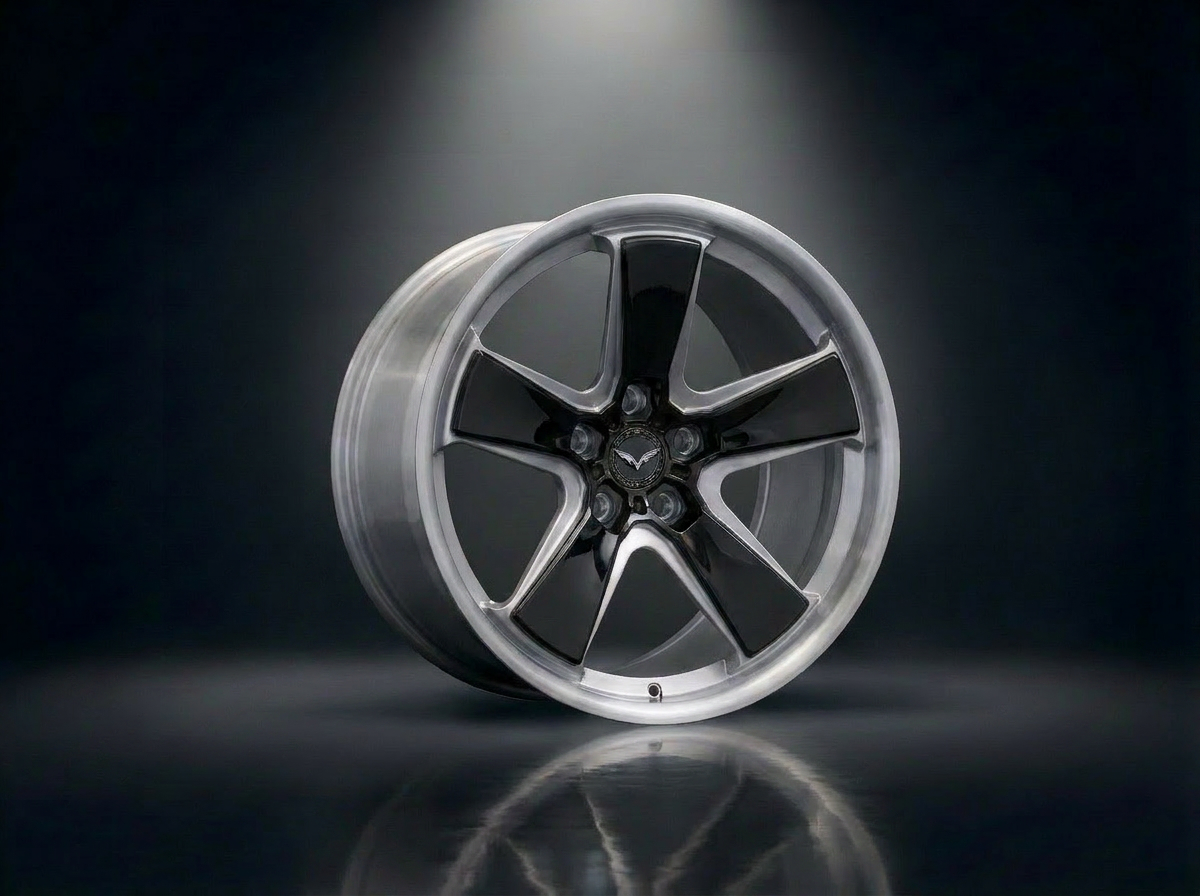 MONERO 10NE - III forged wheel — Gloss Black / Brushed Lip finish